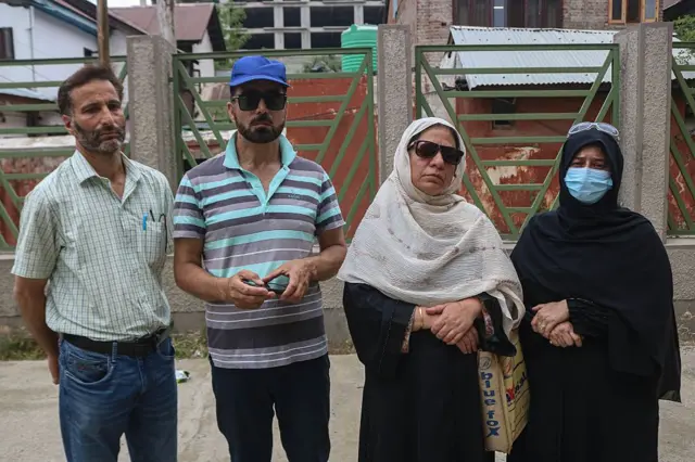 ভারতশাসিত কাশ্মীরের যেসব ছাত্রছাত্রী ইরানে আটকে পড়েছে তাদের অভিভাবকরা উদ্বিগ্ন 