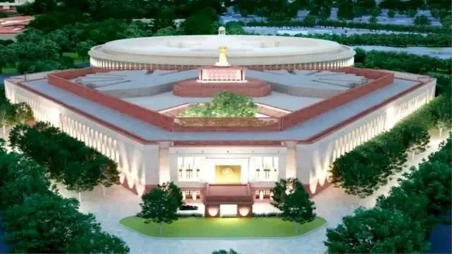 सेंट्रल व्हिस्टा प्रकल्पासंदर्भात निर्णय देणाऱ्या खंडपीठामध्येही न्यायाधीश संजीव खन्ना होते.