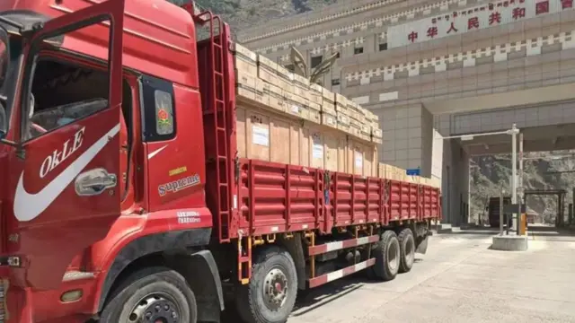 नेपाल चीन नाका 