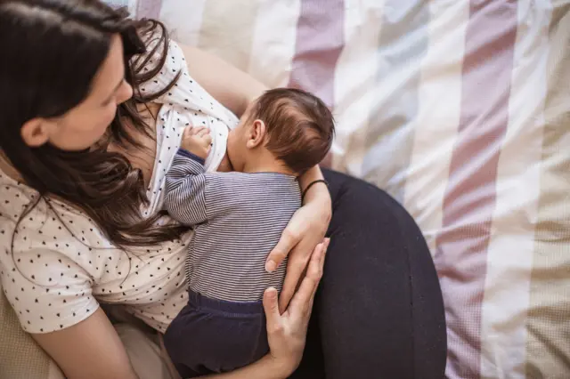 સ્તનપાન 