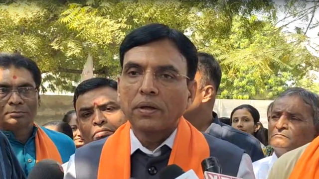 મનસુખ માંડવિયા