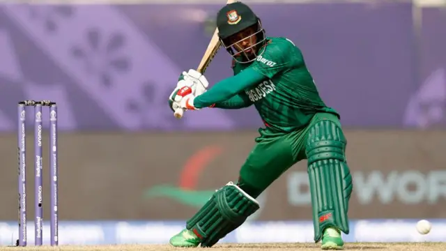 প্লেয়ার অব দ্য ম্যাচ মেহিদি হাসান মিরাজ