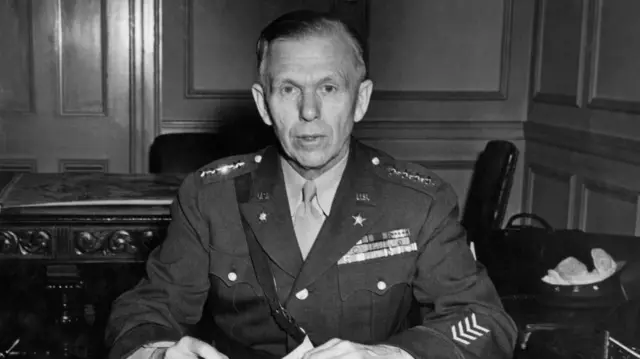 جرج مارشال، دولتمرد و سرباز آمریکایی.