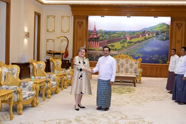 နေပြည်တော် ခရီးစဥ် စောလျင်စွာ လုပ်ခဲ့တဲ့ အတွက် ဝေဖန်သံတွေ ပေါ်ထွက်ခဲ့