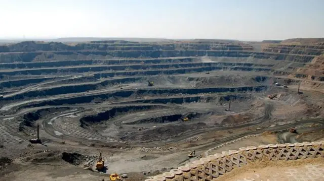 'रेअर अर्थ'को प्रशोधनमा चीनको लगभग एकाधिकार छ
