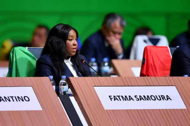 Fatma Samoura, Secrétaire générale de la FIFA, s'exprime lors du 73e Congrès de la FIFA 2023, le 16 mars 2023 à Kigali, au Rwanda.