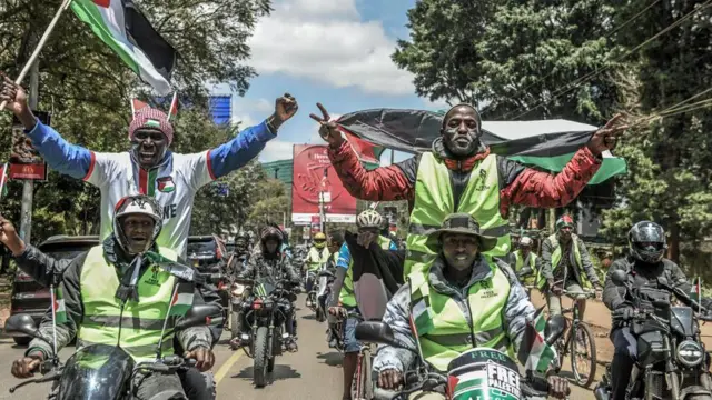 Masu wasa da babur a birnin na Nairobi sun cika titi a ranar Lahadi inda suke fareti domin nuna goyon bayansu ga Falasɗinawa daidai lokacin da ake yakin Isra'ila da Gaza ke ci gaba da ƙazanta. 