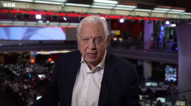 બીબીસીના વર્લ્ડ અફેયર્સ એડિટર જ્હૉન સિમ્પસન