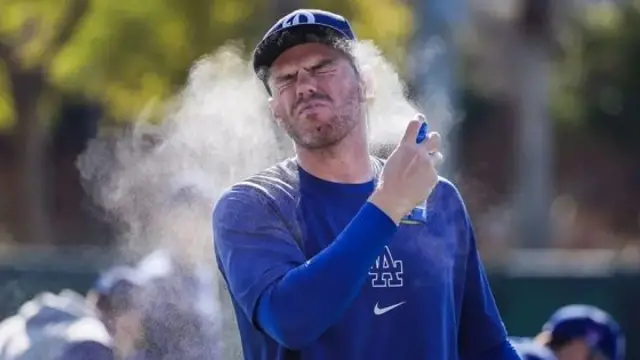 Gün kremləri deodorantlar dezodorantlar