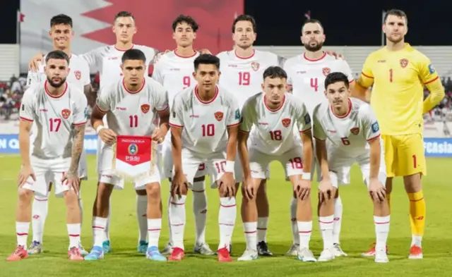 Sebanyak 10 dari 11 pemain timnas Indonesia yang memulai laga melawan Bahrain pada 10 Oktober 2024 adalah hasil naturalisasi.