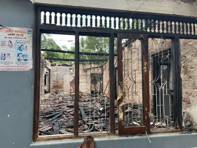 இலங்கை முதியோர் இல்லத்தில் தீ விபத்து - 12 பேர் பலி