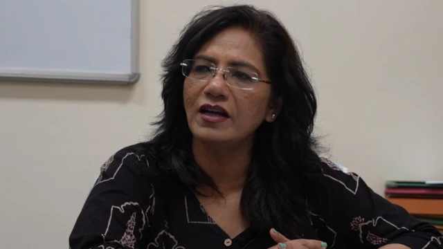 दिल्ली विश्वविद्यालय की आंतरिक शिकायत समिति की पीठासीन अधिकारी प्रोफ़ेसर रूपम कपूर