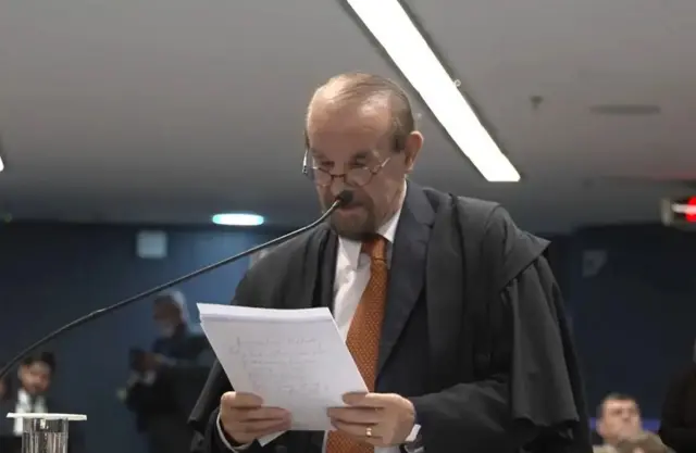 Cezar Bitencourt
