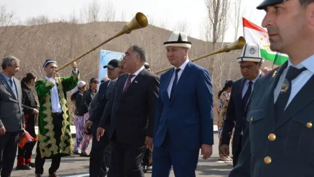 مراسم بازگشایی مرز تاجیکستان و قرقیزستان