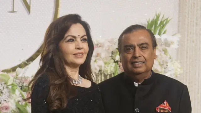 मुकेश अंबानी