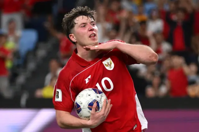 Ole Romeny merayakan golnya dalam pertandingan kualifikasi Piala Dunia 2026 zona Asia antara Australia dan Indonesia di Sydney pada 20 Maret 2025.