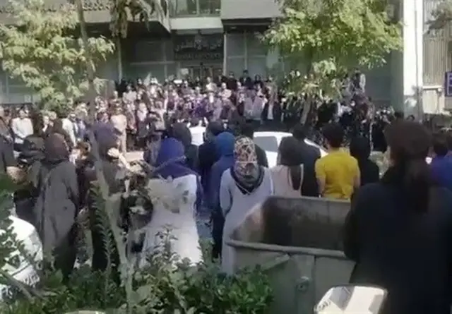 نخستین تجمع وکلای دادگستری