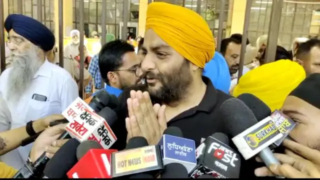 ਦਿਲਰੋਜ਼ ਦੇ ਪਿਤਾ