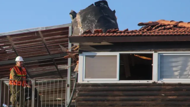 Qüdsün /Yerusəlimin Köhnə Şəhərinə raket qalıqları düşüb.