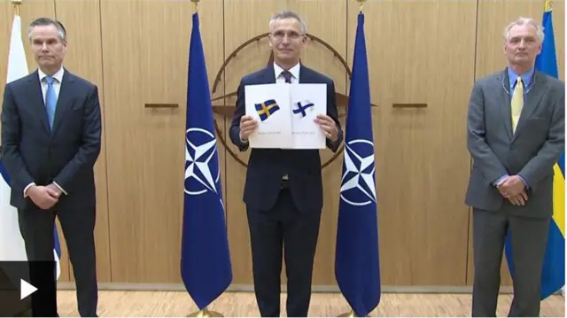 সুইডেন ও ফিনল্যান্ড আনুষ্ঠানিকভাবে গত মে মাসে নেটোতে যোগ দেয়ার আবেদন করে