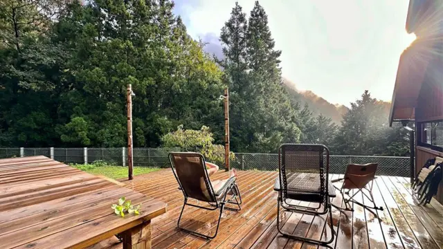 이 호텔은 손님들이 속도를 늦추고 자연 그리고 자기 자신과 다시 연결되도록 권장한다