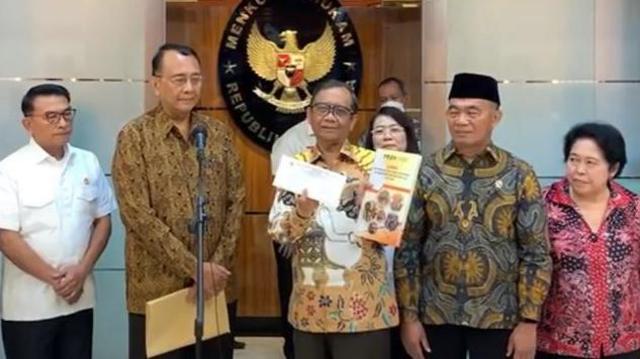 Presiden Jokowi 'atas Nama Negara' Mengakui Dan Menyesalkan Terjadinya ...