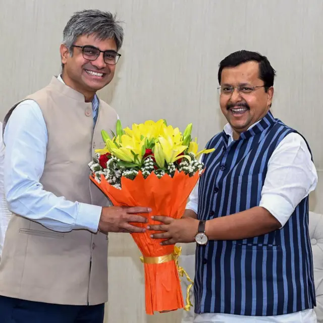 संदीप पाठक और नितिन नबीन