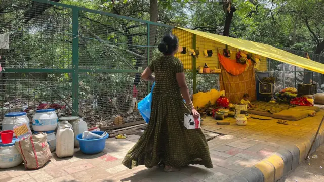फ़ुटपाथ