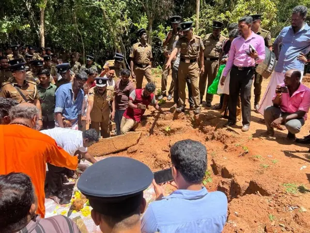 தையிட்டி பௌத்த விகாரை, இலங்கை குருந்தூர் மலை