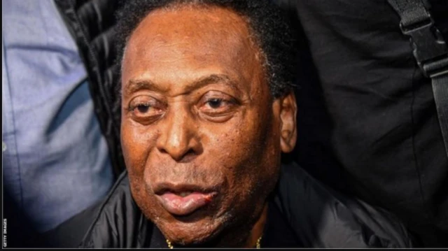 Pele waxaa uu dhaliyay 77 guul 92 kulan