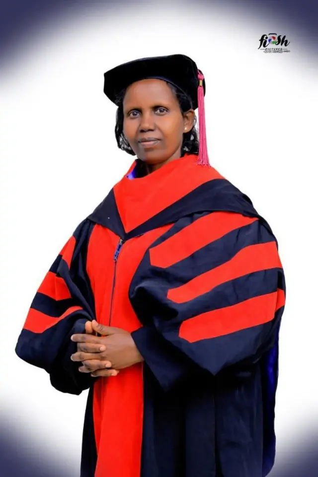 Bizunesh Miidhagsaa Booranaa