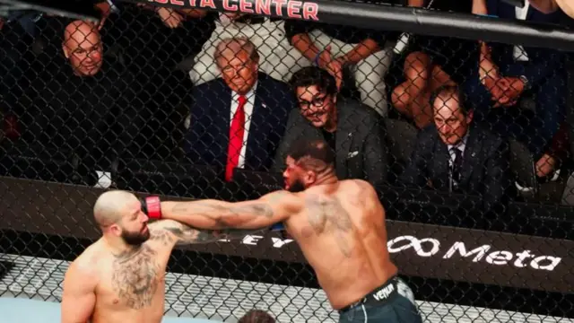 रविवारी ट्रम्प यांनी फ्लोरिडातील मियामी येथे एका UFC लढतीला हजेरी लावली.