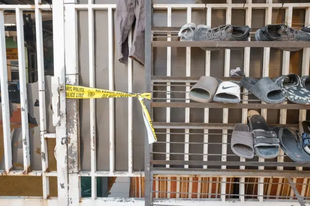 Rumah pimpinan panti asuhan di Tangerang disegel polisi.