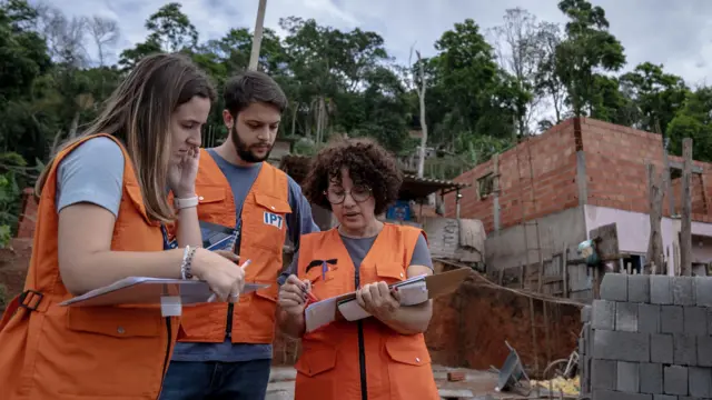 Larissa Mozer Blaudt, Lucas Henrique Sandre e Alessandra Corsi são geólogos do Institutogalera.bet appPesquisas Tecnológicas (IPT) 