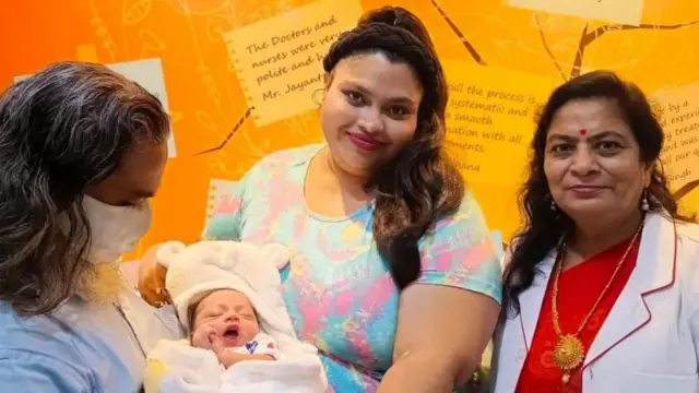 బిడ్డతో సిమోరా డీ. సౌజా