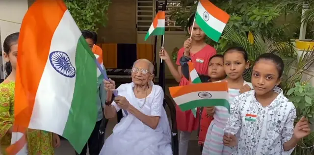 હીરાબહેન મોદી 