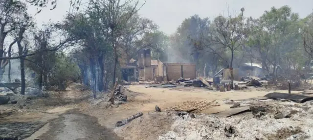 PDF တွေဝင်တိုက်ခိုက်ပြီးနောက် ဆုံရွာမြင်ကွင်း