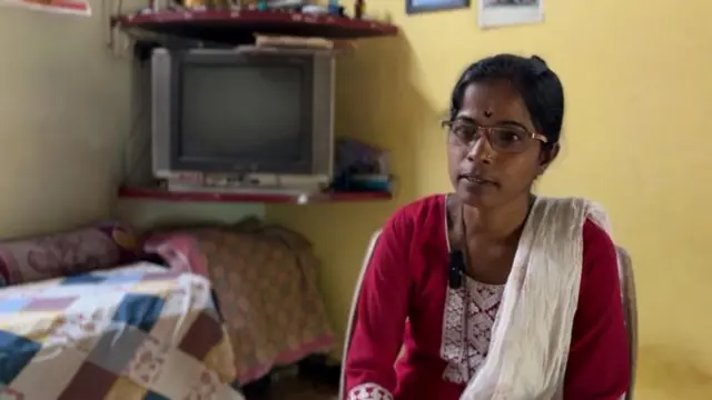 નેહા બોરકર, બીબીસી, ગુજરાતી, માઇક્રોફાયનાન્સ લોન સ્કેમ, લોન કૌભાંડ, છેતરપિંડી, ગરીબી, બીબીસી ગુજરાતી, ગુજરાતીમાં સમાચાર, હપ્તા, વસૂલી, વ્યાજખોર