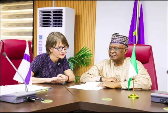 Zubairu Dada gwara Leena Pylvanainen