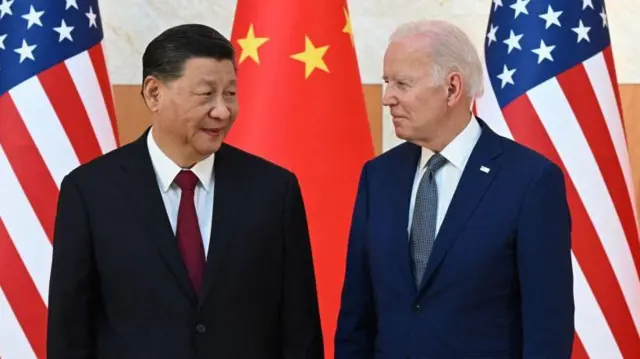 கனடா, சீனா, தென் சீனக்கடல்