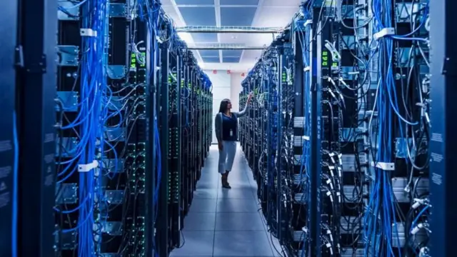 इंटरनेट आणि डेटा प्रोटेक्शन