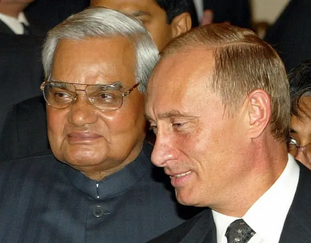 பிரதமர் மோதி மற்றும் அதிபர் புடினுக்குமான நெருக்கம் 