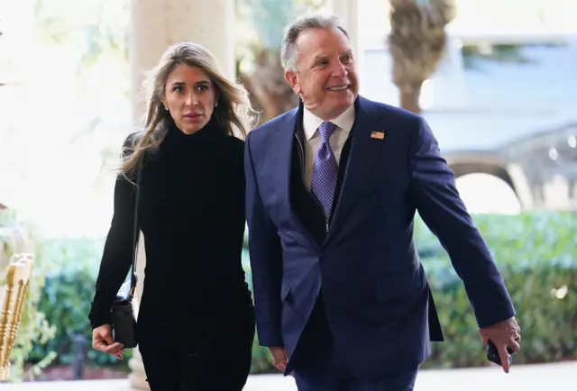 ویتکاف و خانمش لورن راپوپورت