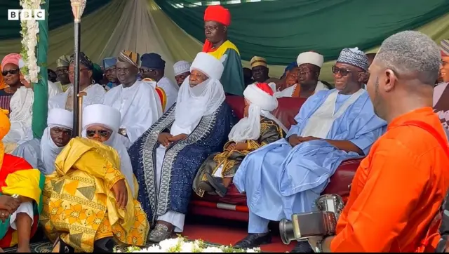 Aworan Emir ilu Ilọrin ataọn eekan ilu naa kan