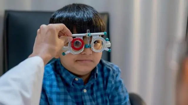 కాంటాక్ట్ లెన్సులు