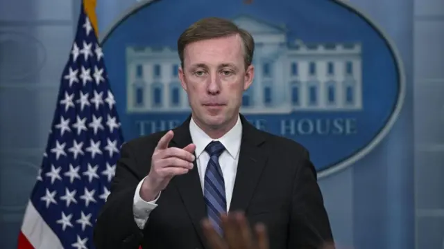 যুক্তরাষ্ট্র সফরের সময় দেশটির নিরাপত্তা উপদেষ্টা জ্যাক সুলিভানের সাথে বৈঠক করেন শেখ হাসিনা।