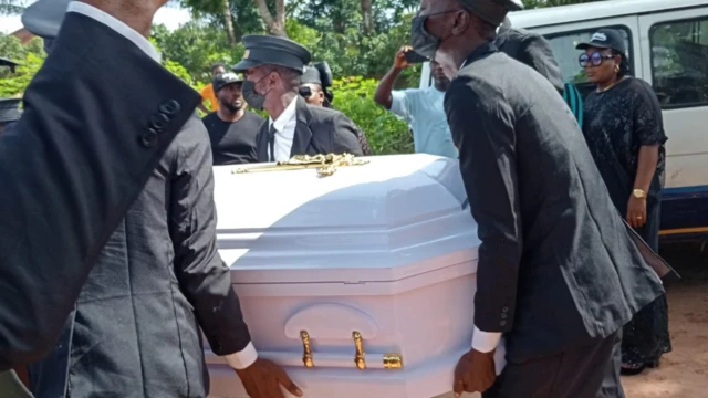 Junior Pope Burial: Nollywood actor Jnr Pope funeral live as family and  friends bury actor wey die for boat accident - BBC News Pidgin