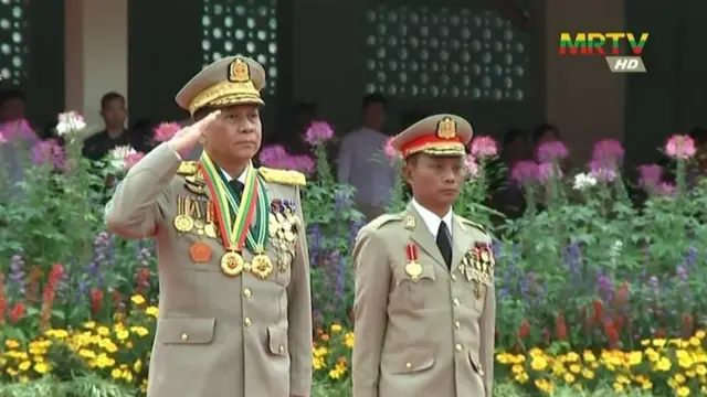 စစ်တက္ကသိုလ် ဗိုလ်လောင်းသင်တန်း အမှတ်စဥ် (၆၅) သင်တန်းဆင်းပွဲကို ဗိုလ်ချုပ်မှူးကြီးမင်းအောင်လှိုင် သွားရောက်