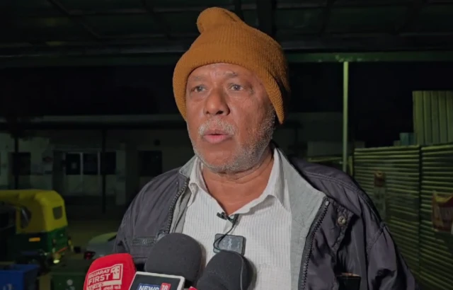 બીબીસી ગુજરાતી ગુજરાત ઝેરી શરાબ લઠ્ઠો પોલીસ નડિયાદ હોસ્પિટલ