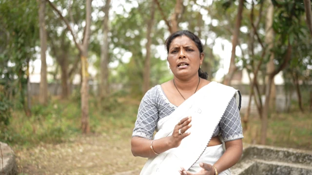 महिला सरपंच शारदा गायधने शेंडे